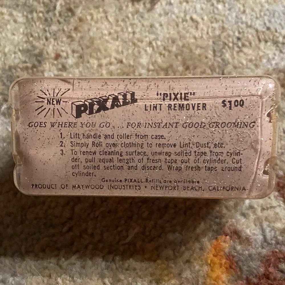 Vintage compact lint